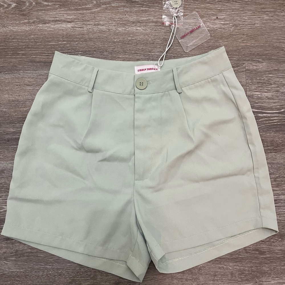 ASOS pastel green shorts - size 8